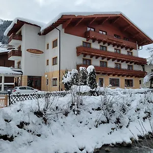 hotel-sommerer.saalbachhinterglemmhotels.com/