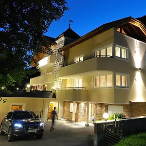 apart-garni-jungmann.ischgl-hotels.net/