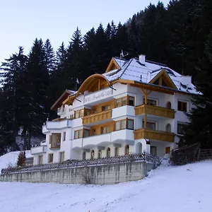 hotel-garni-pradella.ischgl-hotels.net/