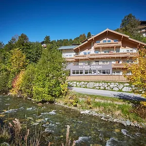 am-zwolferkogel-appartements.saalbachhinterglemmhotels.com/