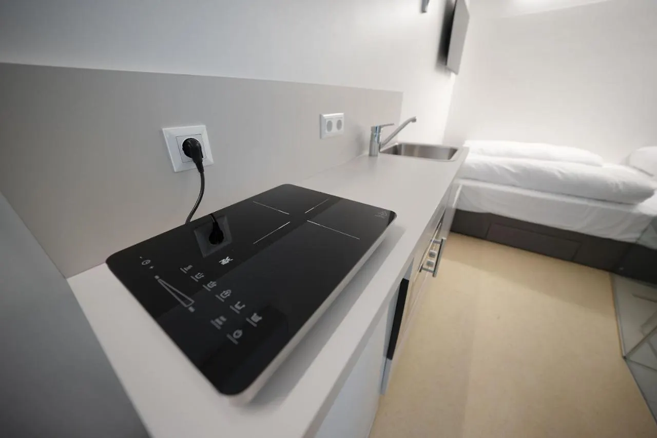 Smart Nano Living - Wien Hauptbahnhof - Self Check-In Vienna