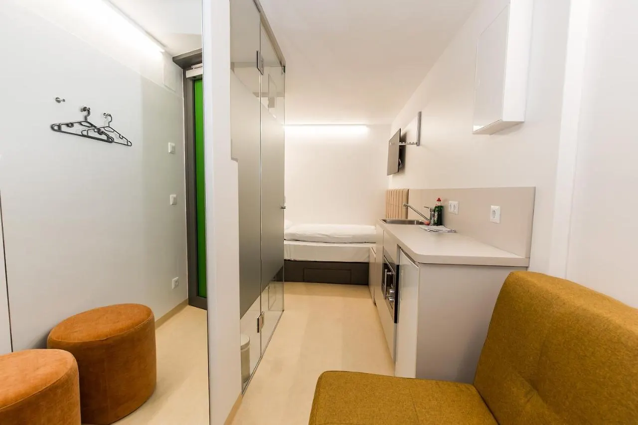 Smart Nano Living - Wien Hauptbahnhof - Self Check-In 4*, Vienna Austria